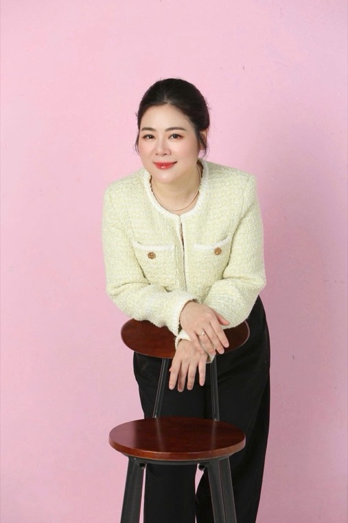 Cô Đặng Trang Nhung